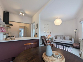 Rooftops Elegant Coastal Flat Overstrand - Crabpot Cottages Sheringham